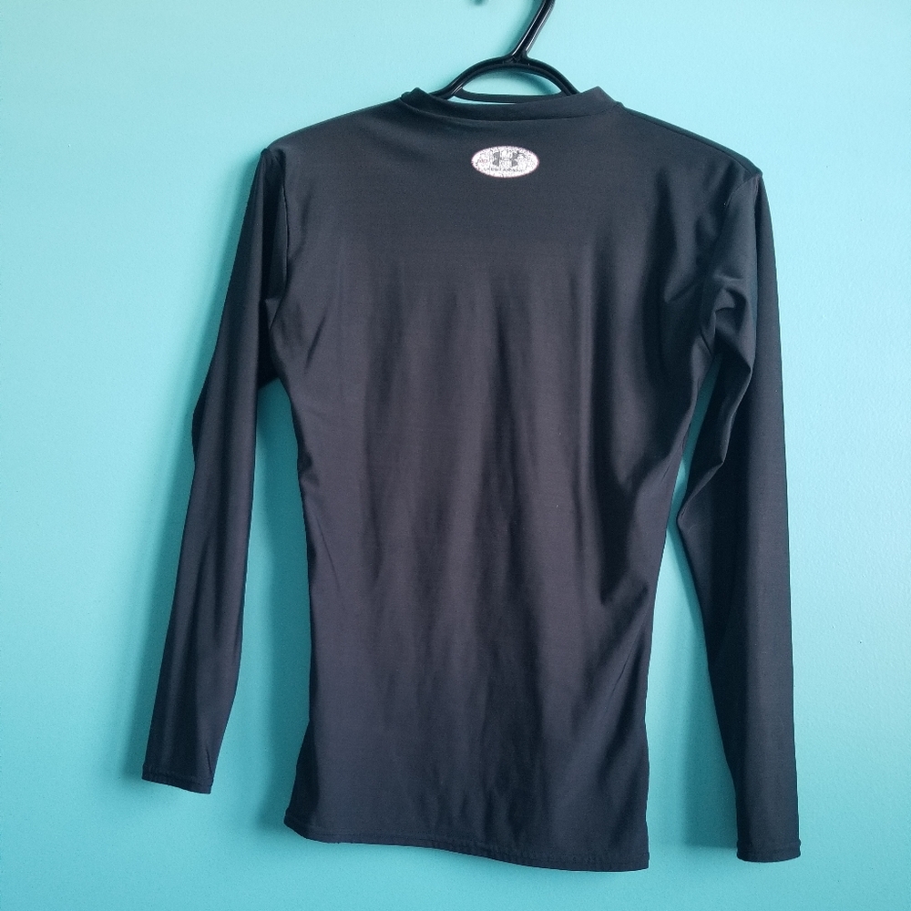 Underarmour fitted undershirt - Picture 2 of 3